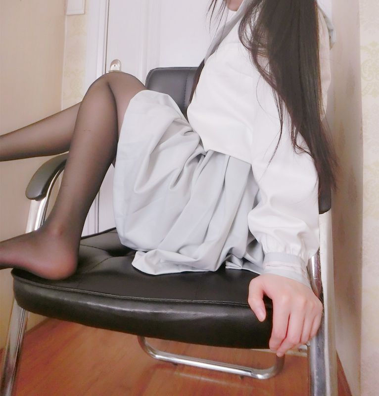H工口小學(xué)生賽高黑絲足控