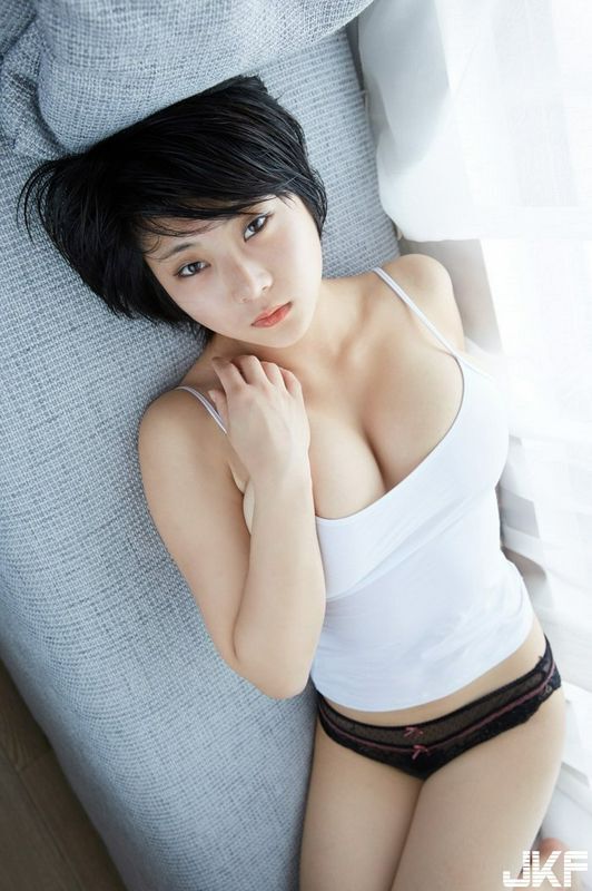 乳神雨瞳性感巨波掀起驚濤萬層浪
