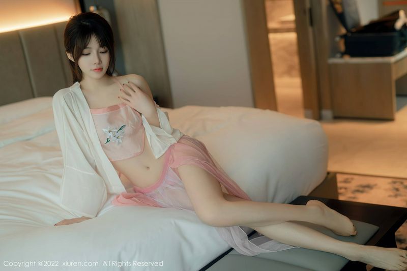 婠婠么完整版無水印寫真