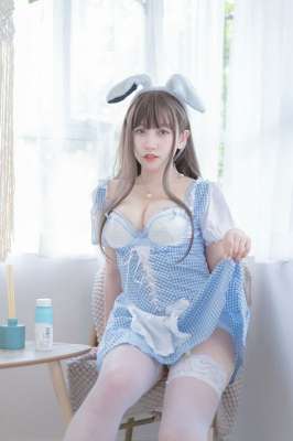 斗魚米缐缐sama藍白女傭
