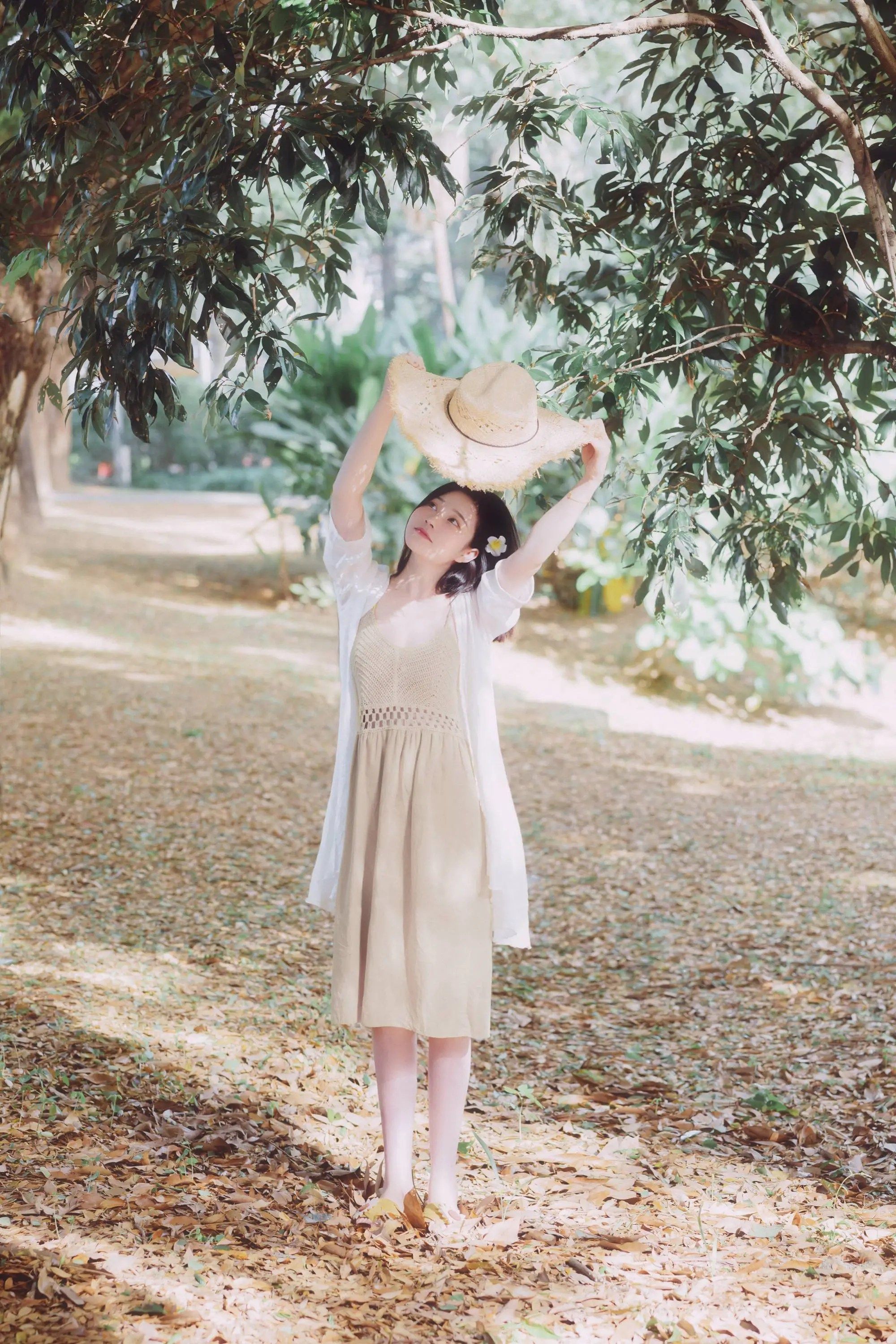 美女就會有人疼愛