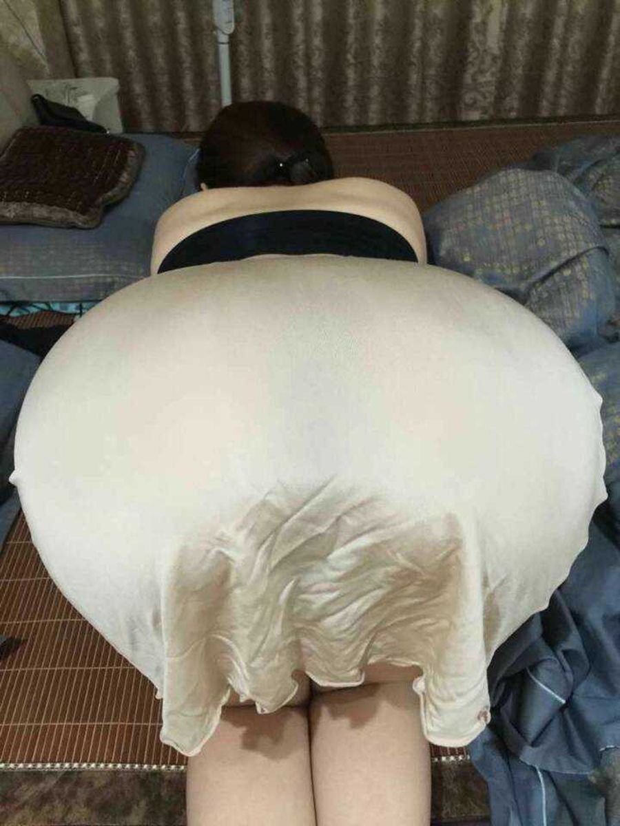 穿上內褲的大屁股是不是更加令人心動