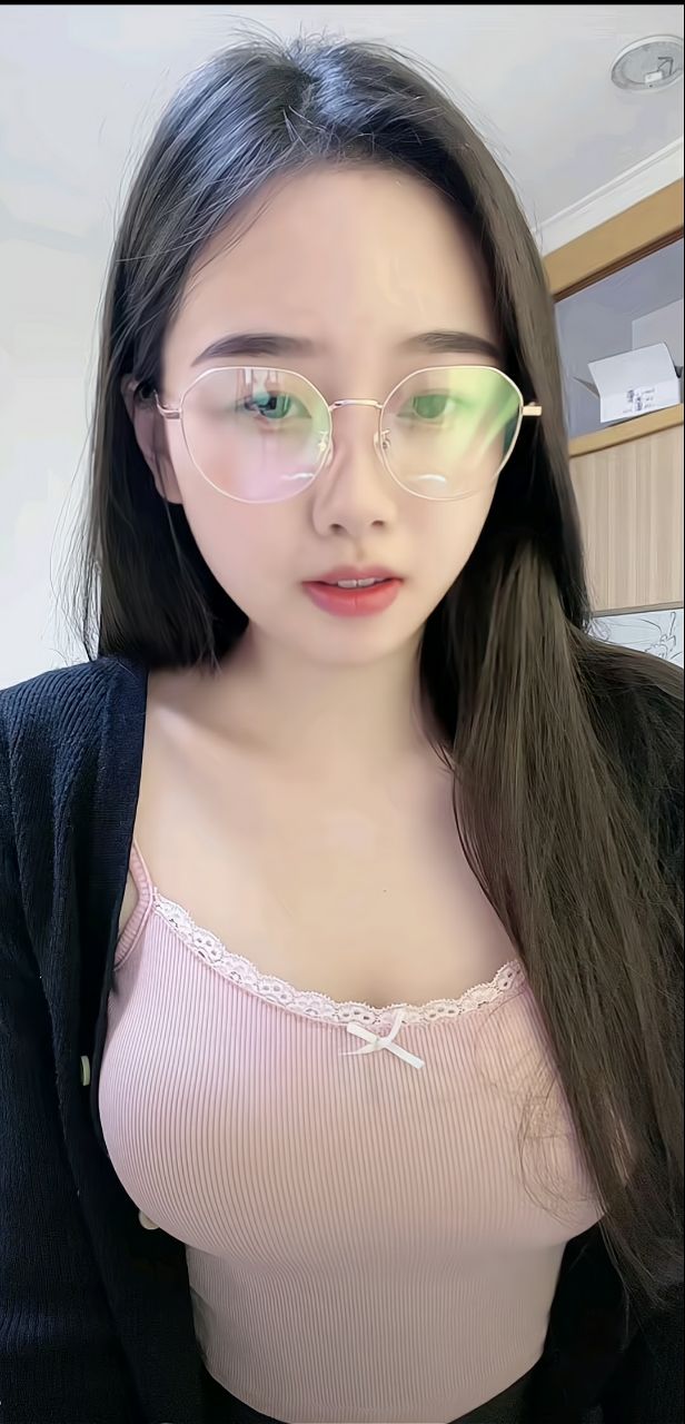 露臉美女 20231102