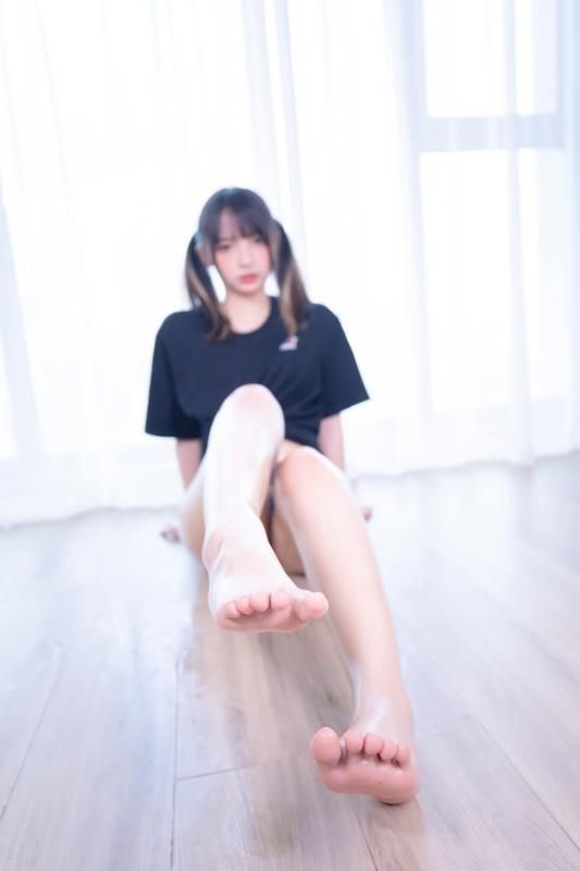 愛的絲足美腿