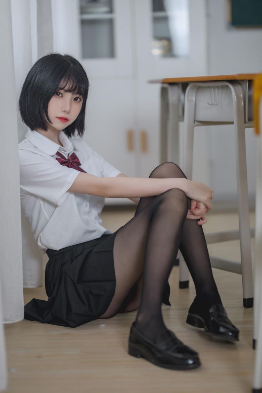 愛的絲足美腿