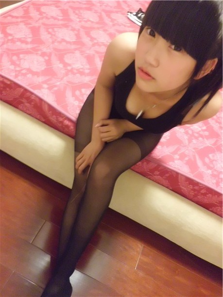 良家純純的絲襪 讓人有莫名的沖動