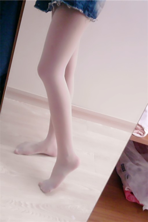 良家純純的絲襪 讓人有莫名的沖動