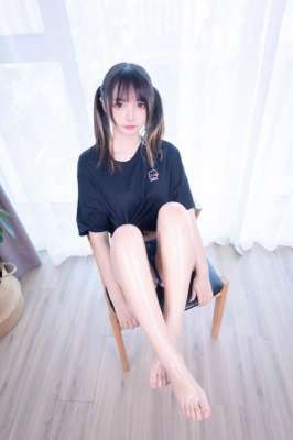 愛的絲足美腿