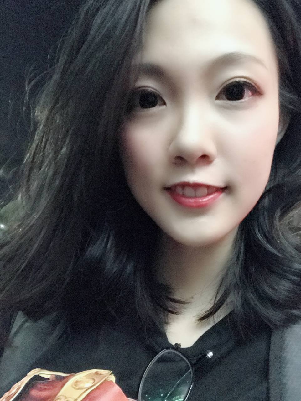 不怕反差婊有文化，就怕反差婊戴眼鏡[118P]