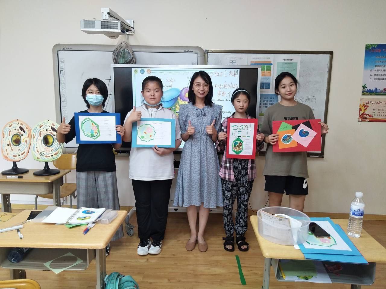不怕反差婊有文化，就怕反差婊戴眼鏡[118P]