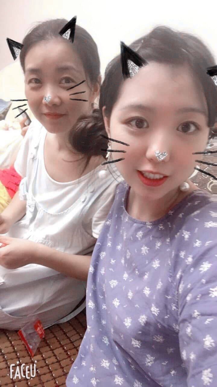 不怕反差婊有文化，就怕反差婊戴眼鏡 [118P]