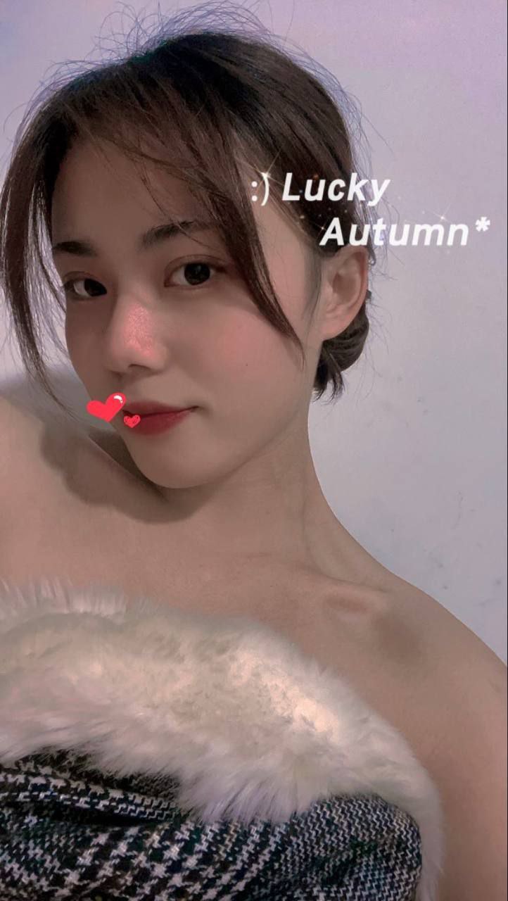 胸器逼人的大胸美女們性感內衣噴血大比拼[33P]