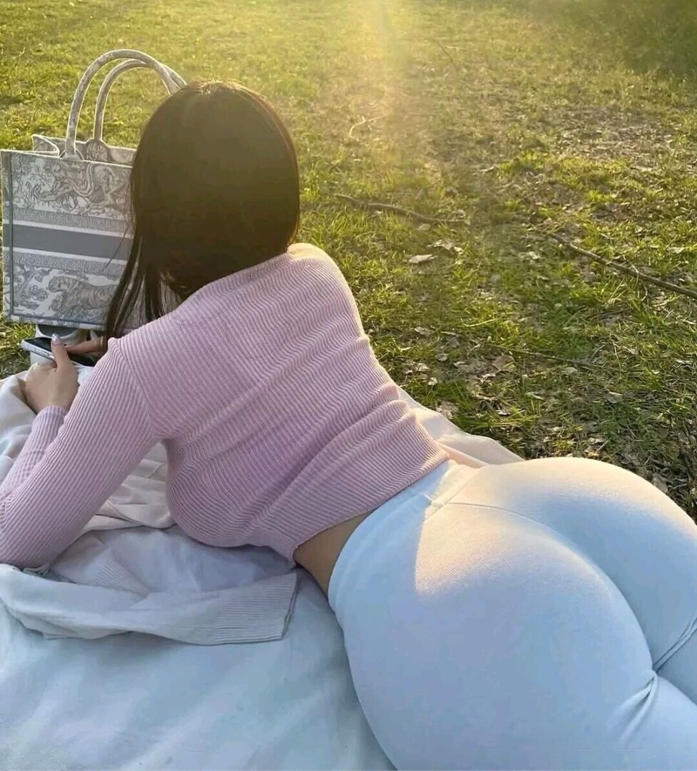 姹紫嫣紅千姿百態妖嬈多姿都沒有我馬凡舒誘人