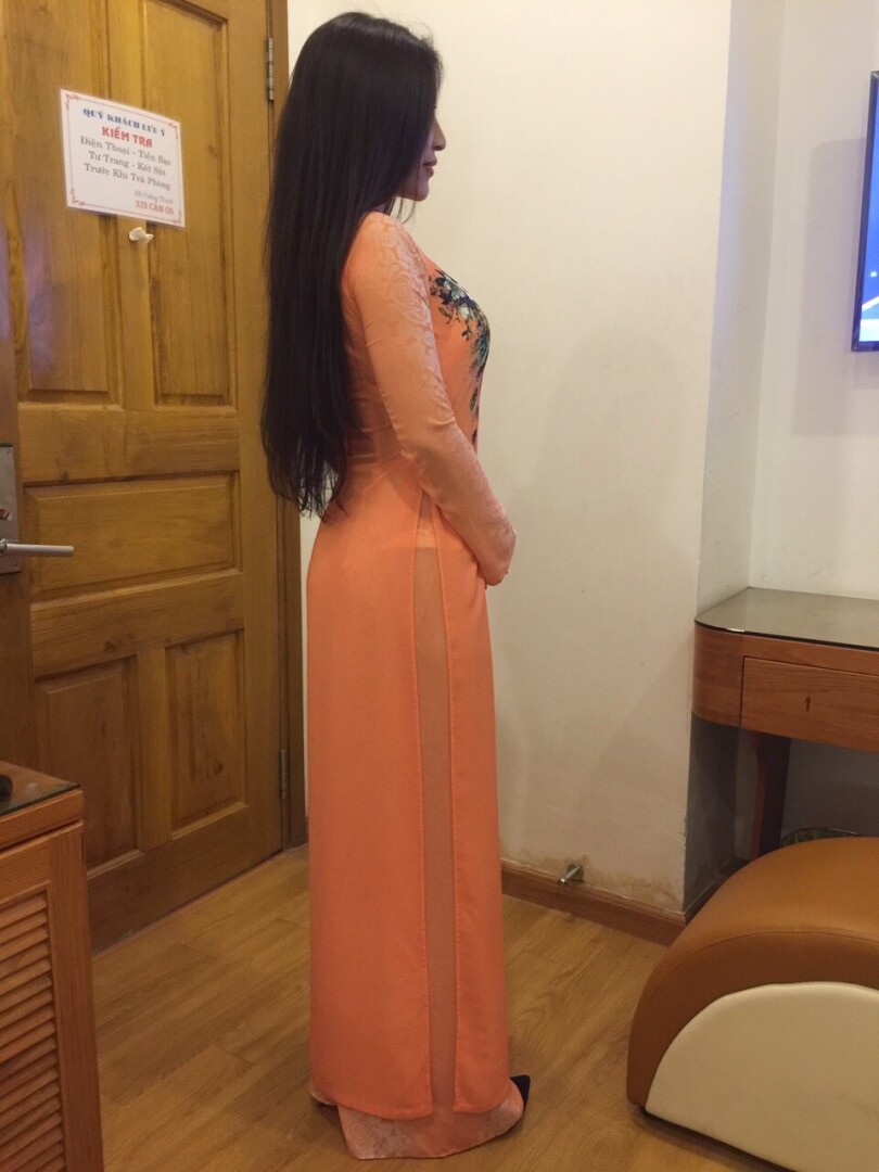 當美女為你轉身