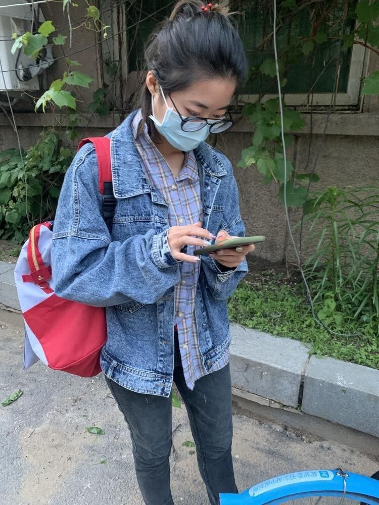 反差騷貨 [50P]
