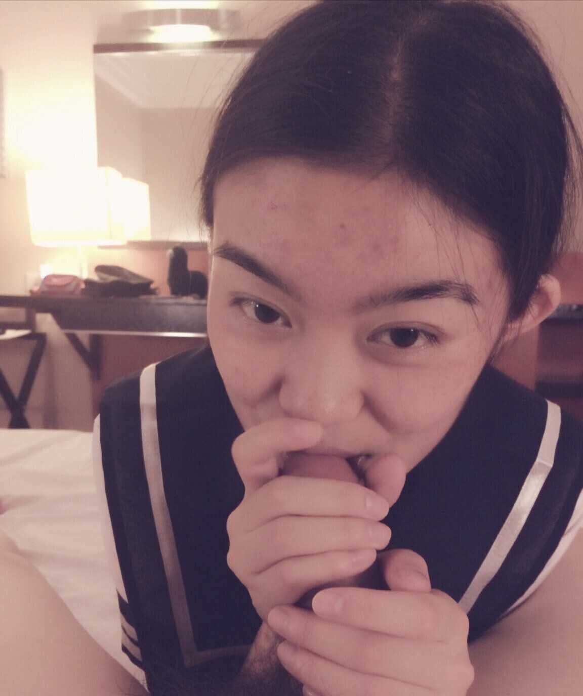 露臉騷妹子來了[98P]