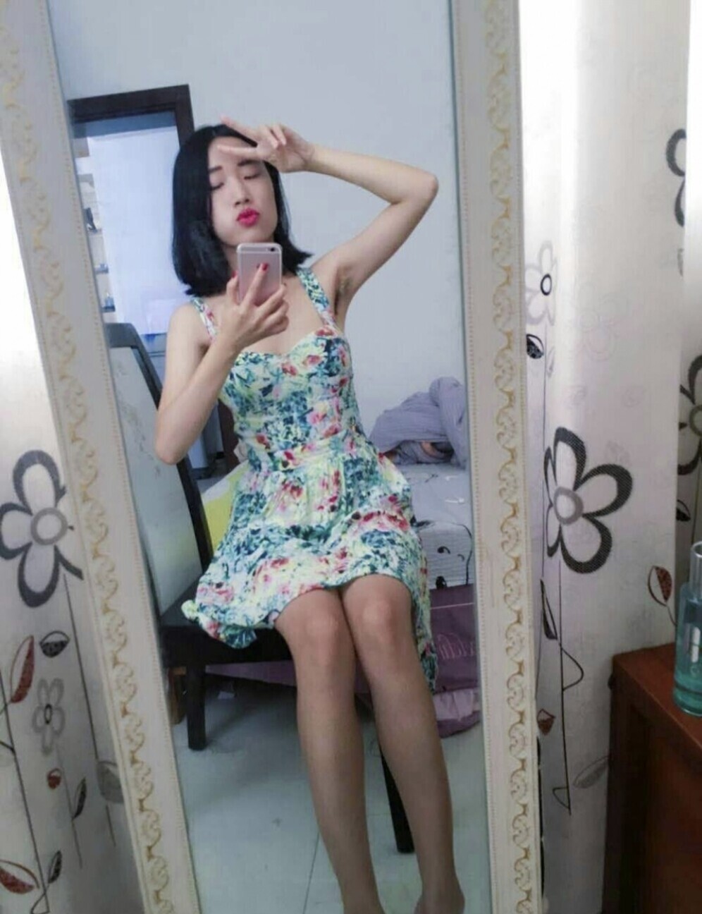露臉騷妹子來了[98P]