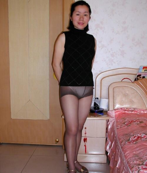 露臉騷妹子來了[98P]