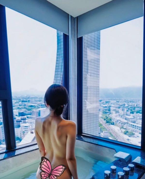 清純美女姐姐[28P]
