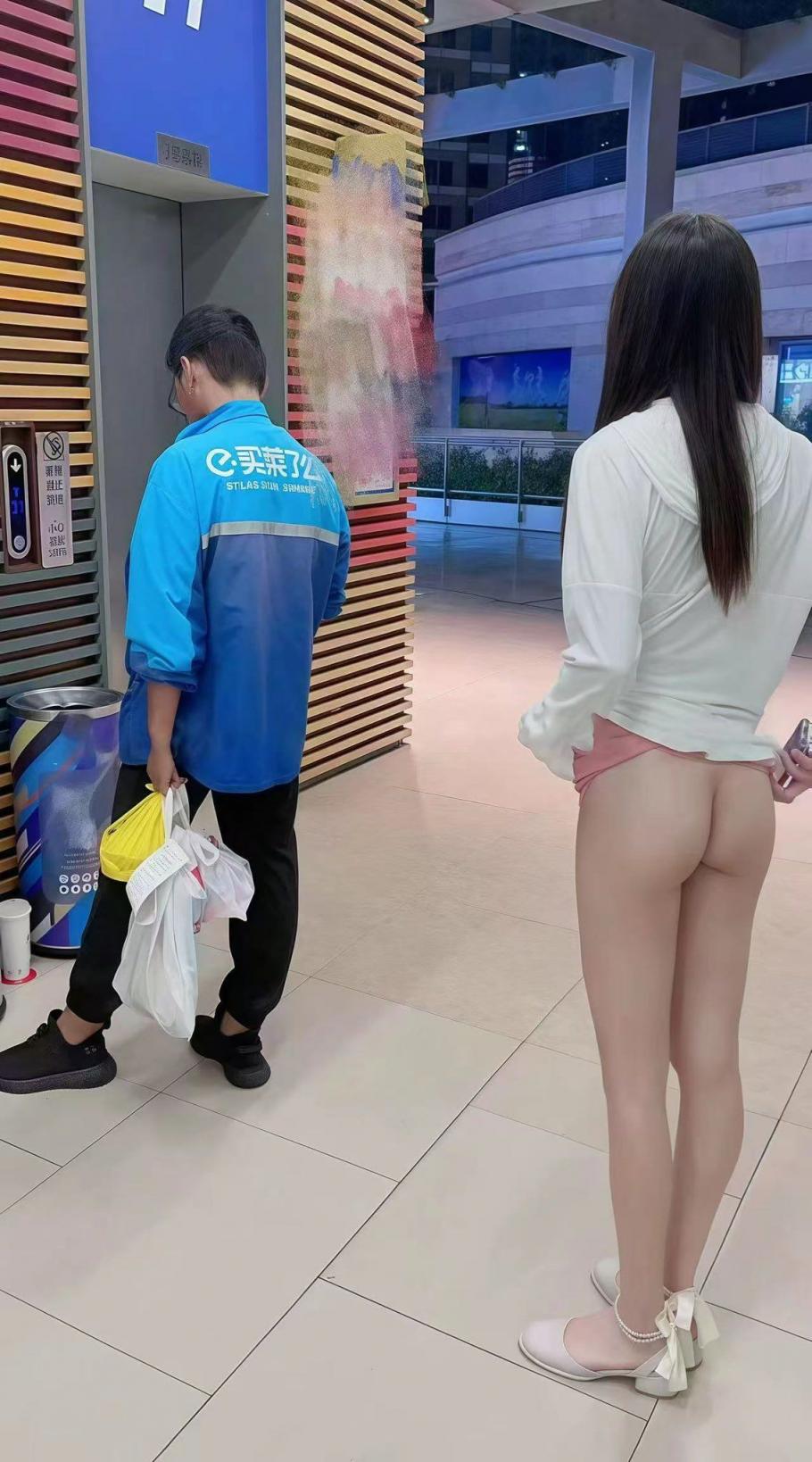 清純美女姐姐[28P]