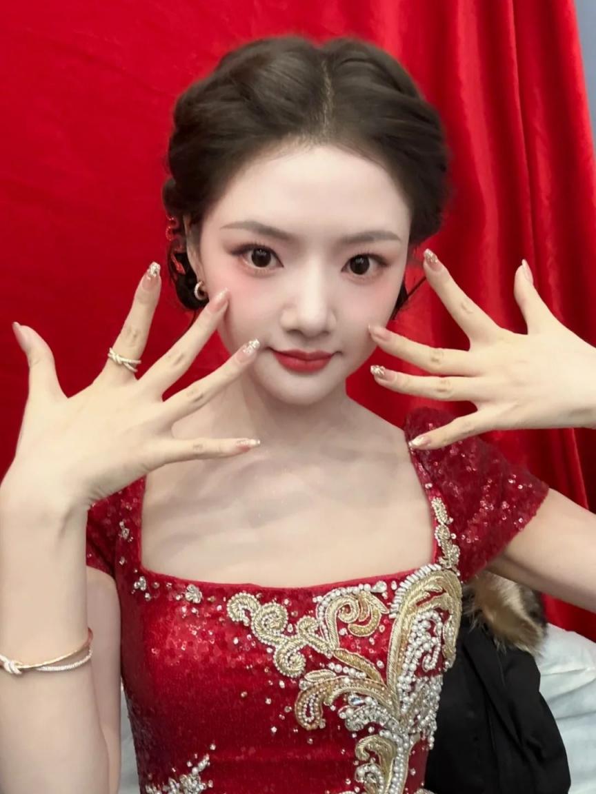 清純美女姐姐[28P]