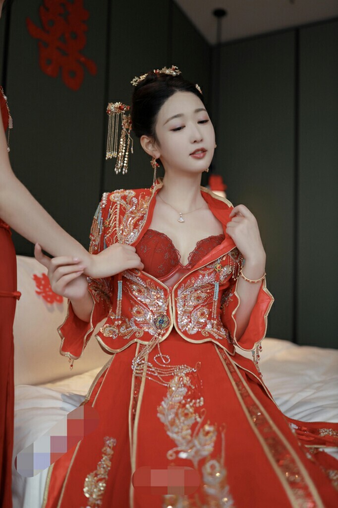 新娘紅色幻想哥門