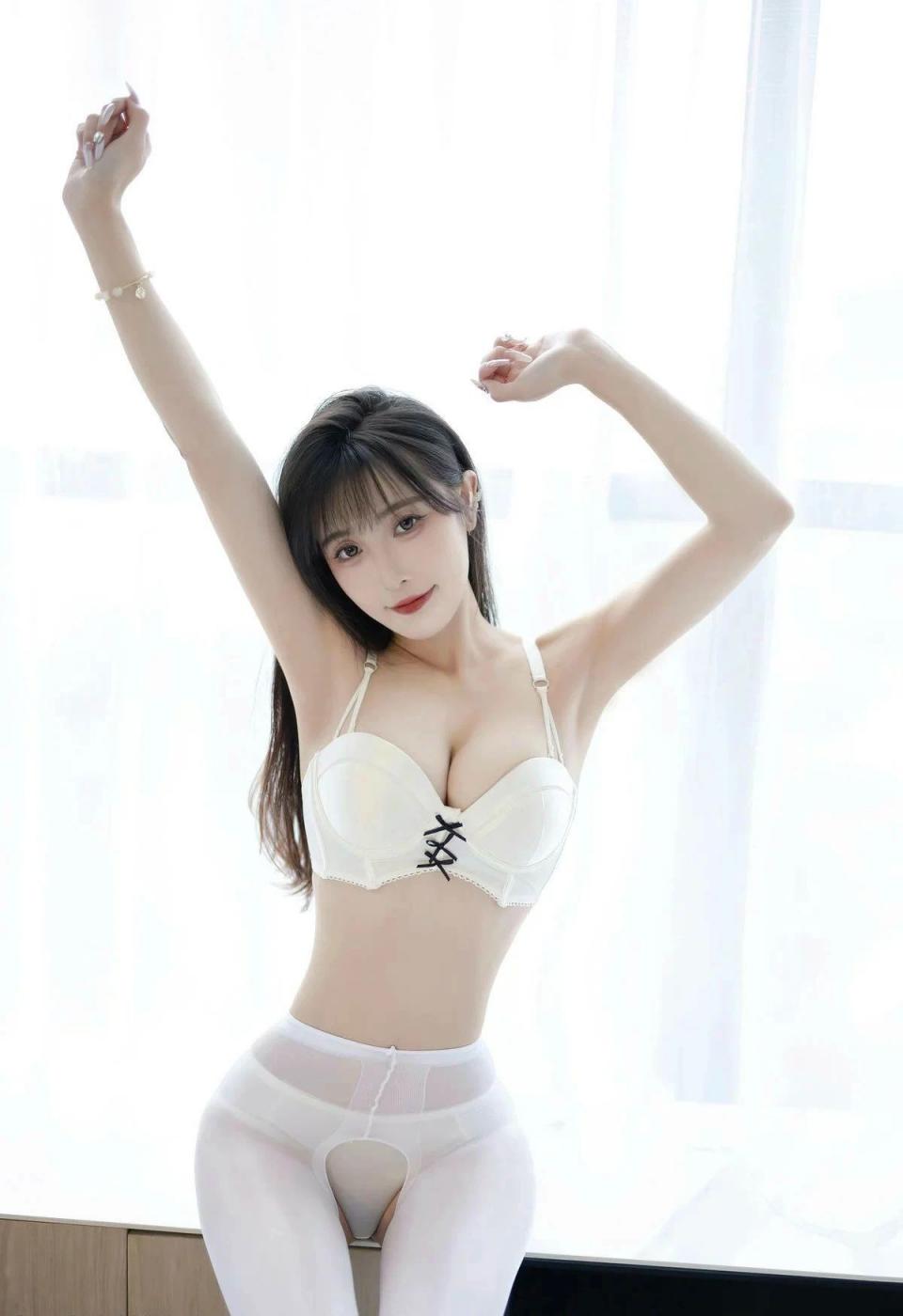 漂亮的少婦[28P]