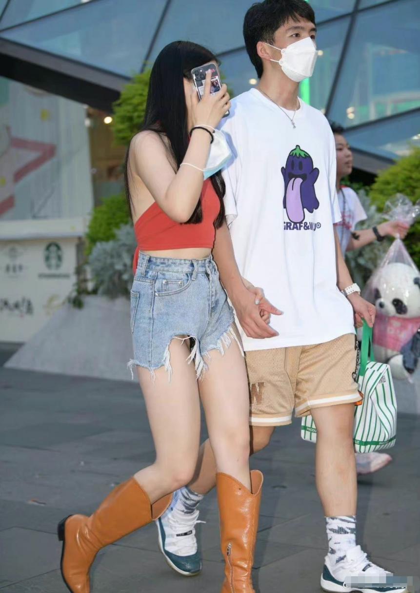 齊逼短褲的誘惑