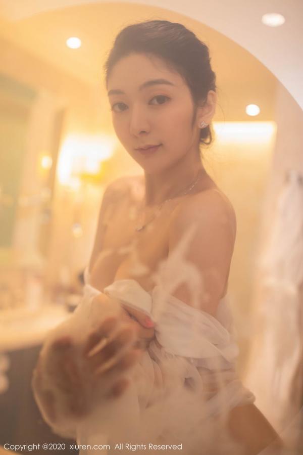 美女洗浴 [21P]