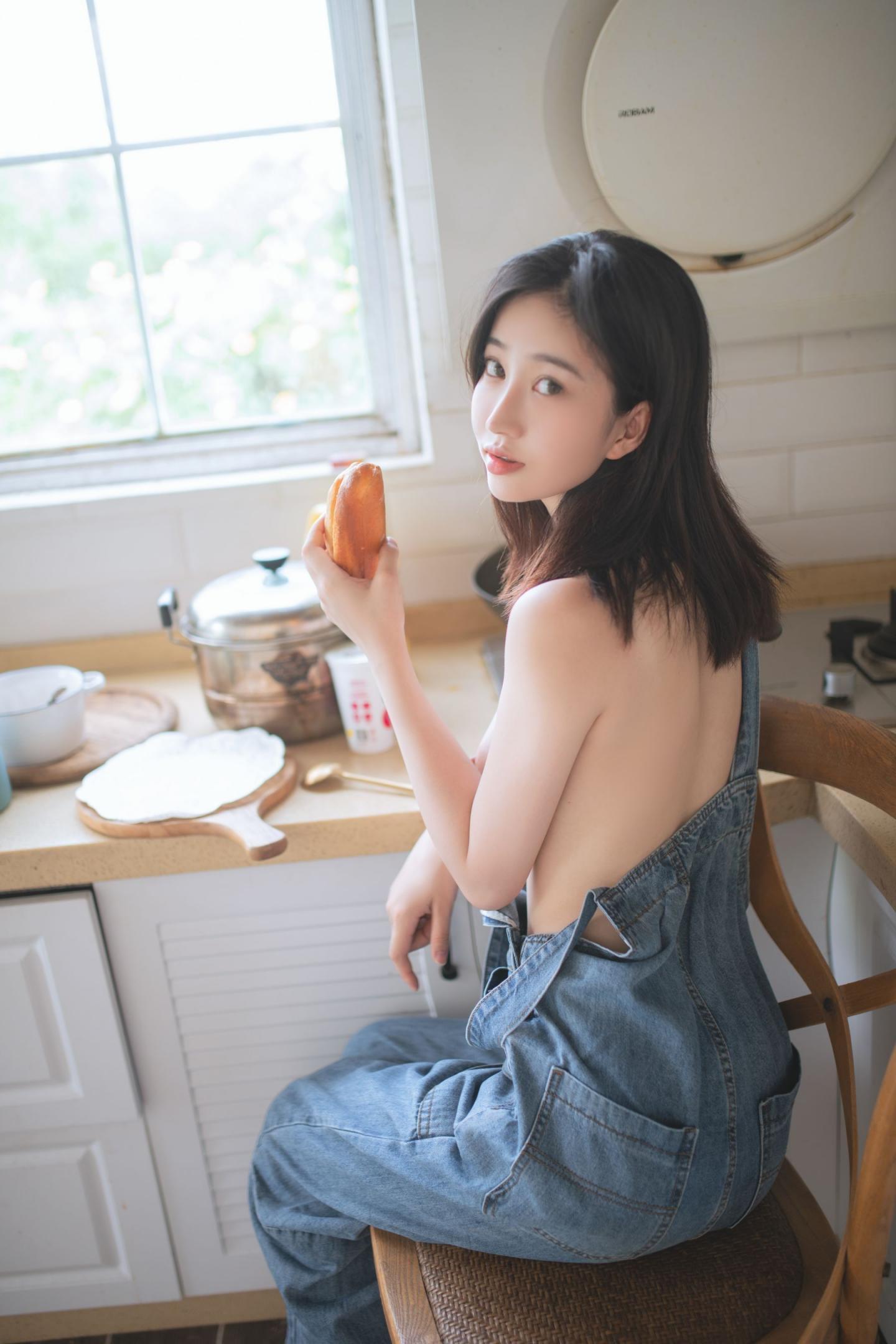 年年-背帶褲[30P]