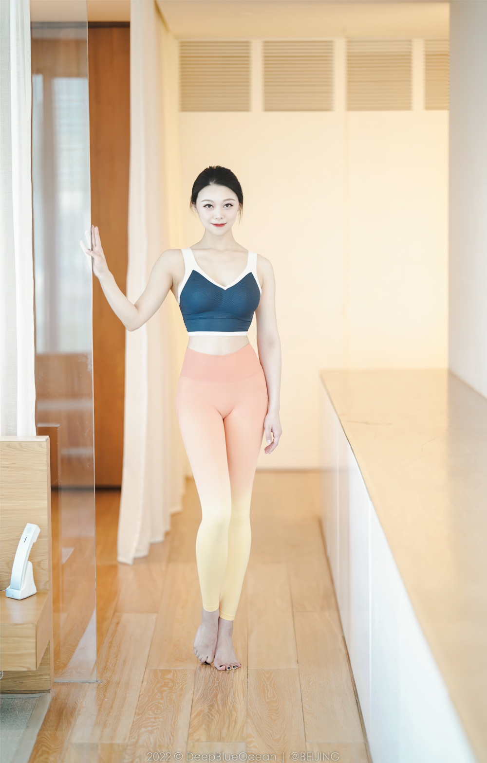體態優美的瑜伽妹子