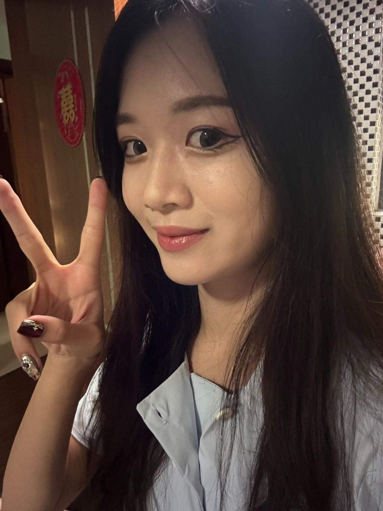 顏值不錯的反差婊[28P]
