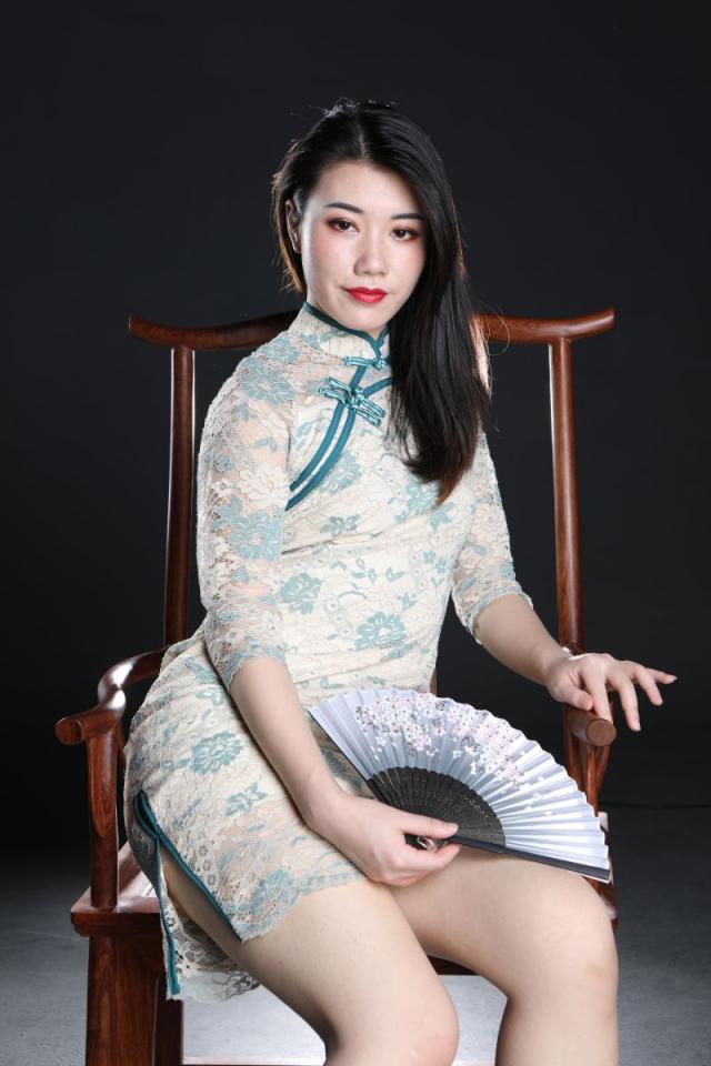 這旗袍妹子還真誘人呢[58P]