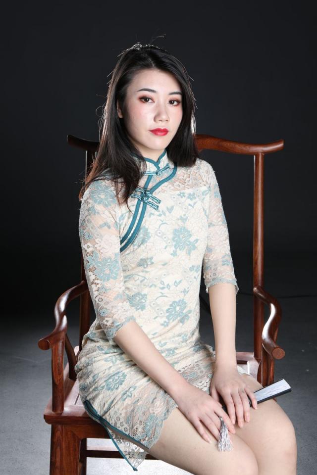 這旗袍妹子還真誘人呢[58P]