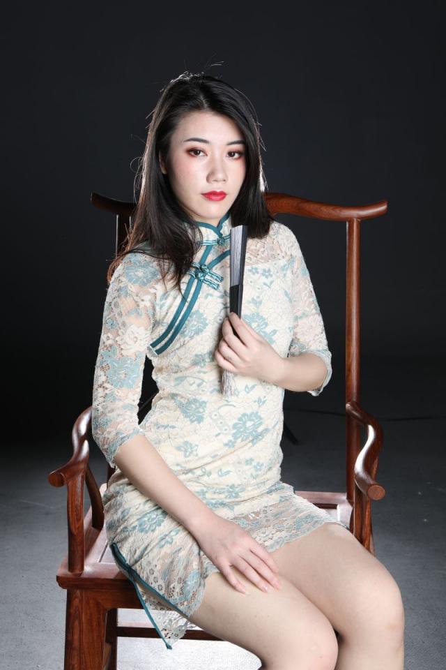 這旗袍妹子還真誘人呢[58P]