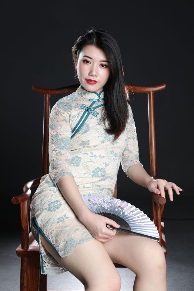 這旗袍妹子還真誘人呢[58P]