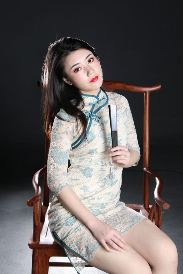 這旗袍妹子還真誘人呢[58P]