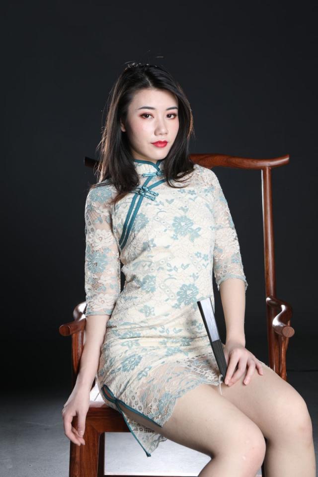 這旗袍妹子還真誘人呢[58P]