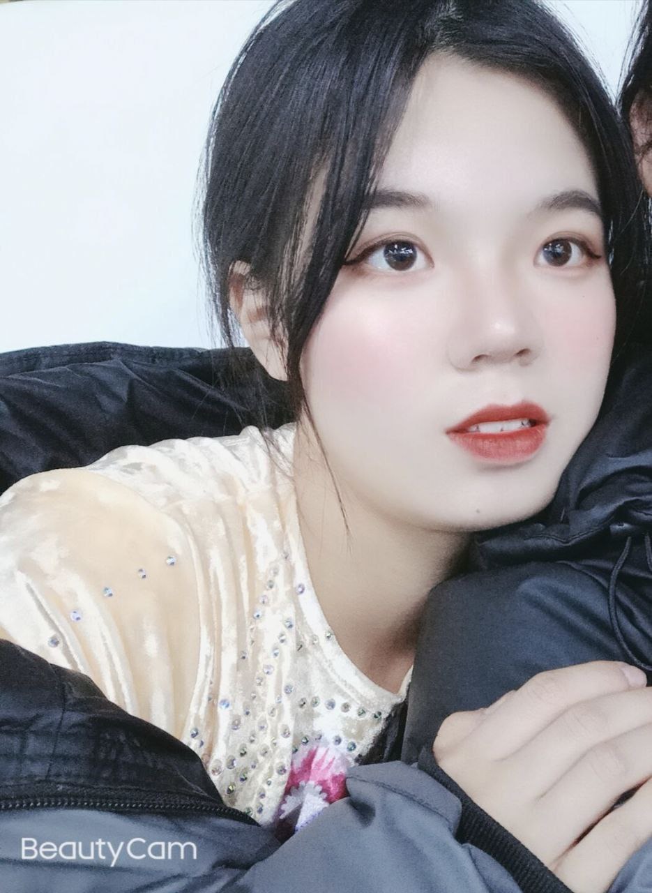 有點微胖的美女 [18P]