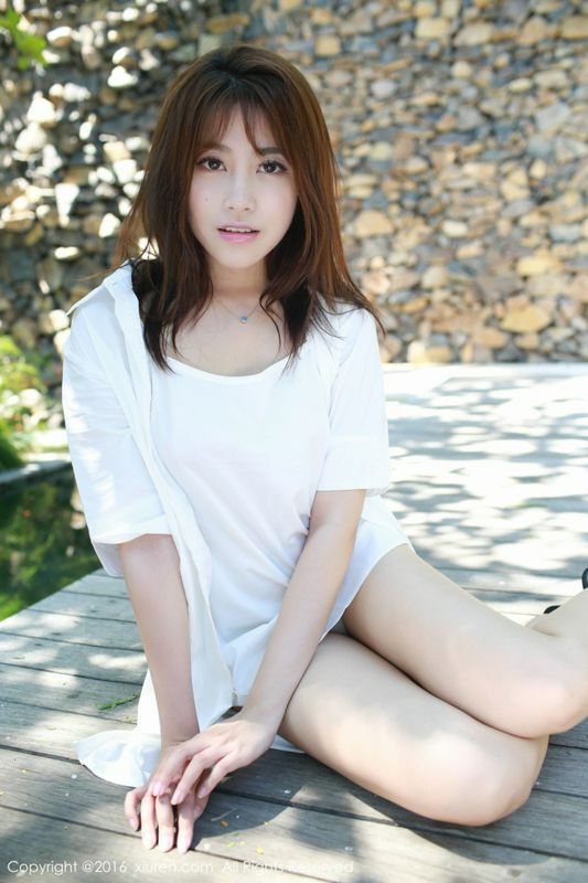 許諾Sabrina性感寫真