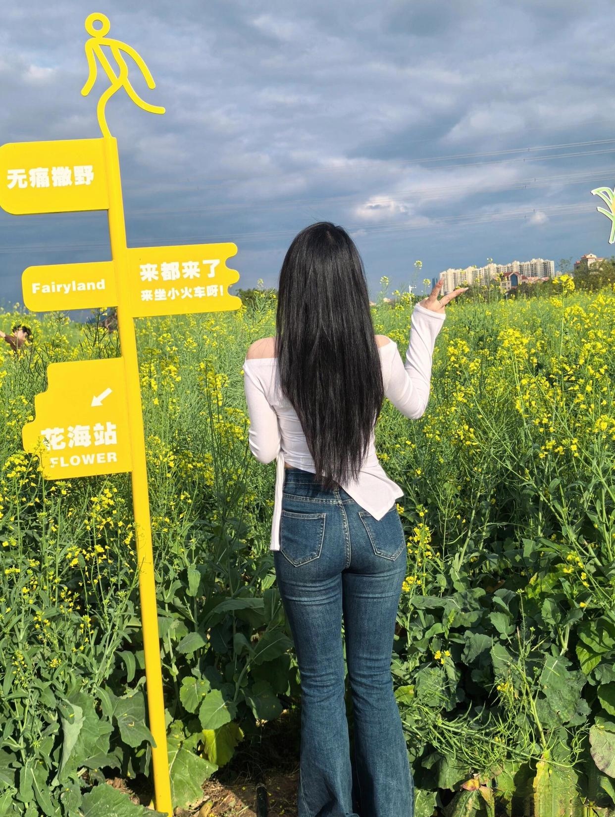 漂亮的美女少婦