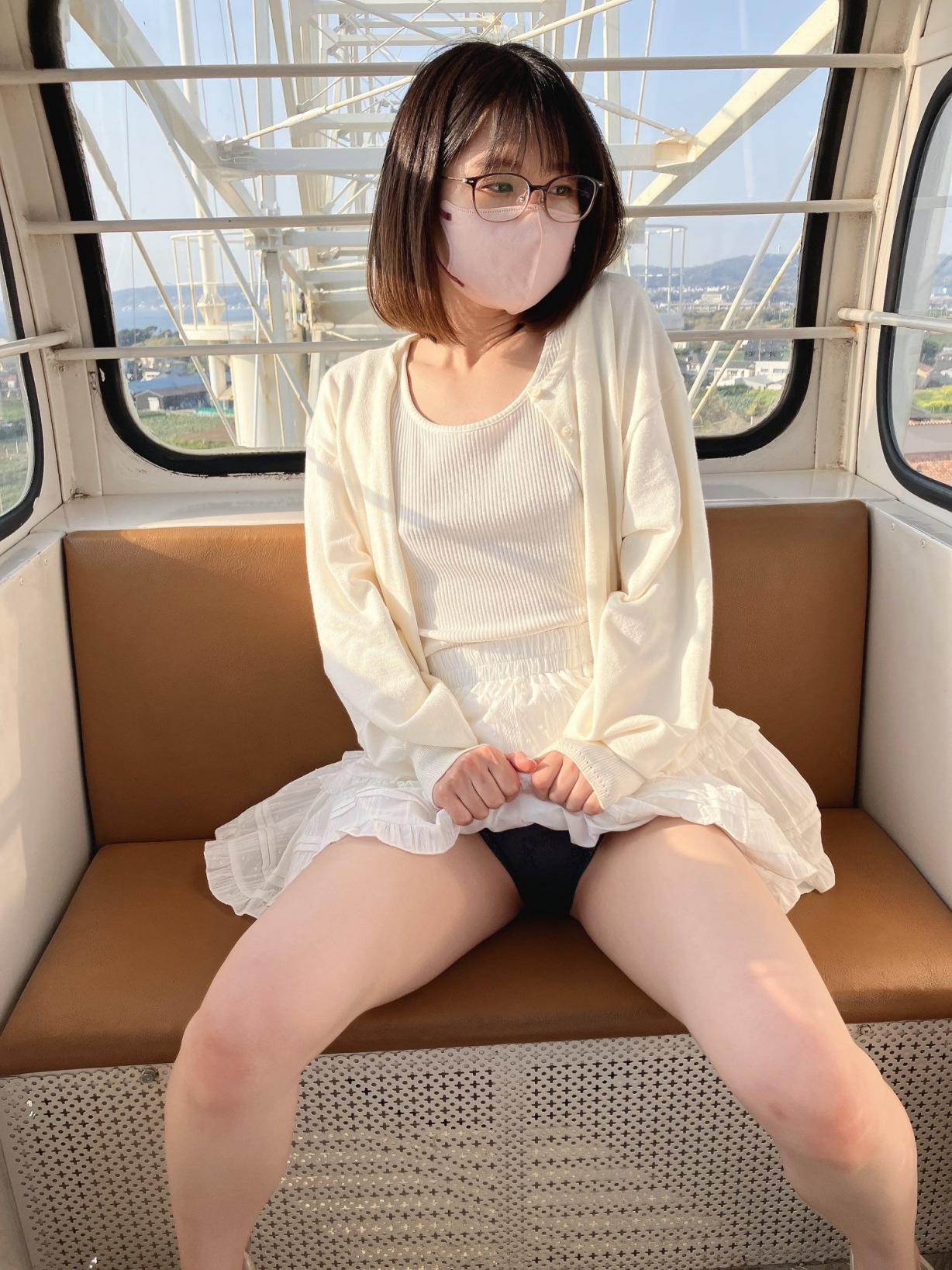 日式女孩不愛穿內(nèi)衣