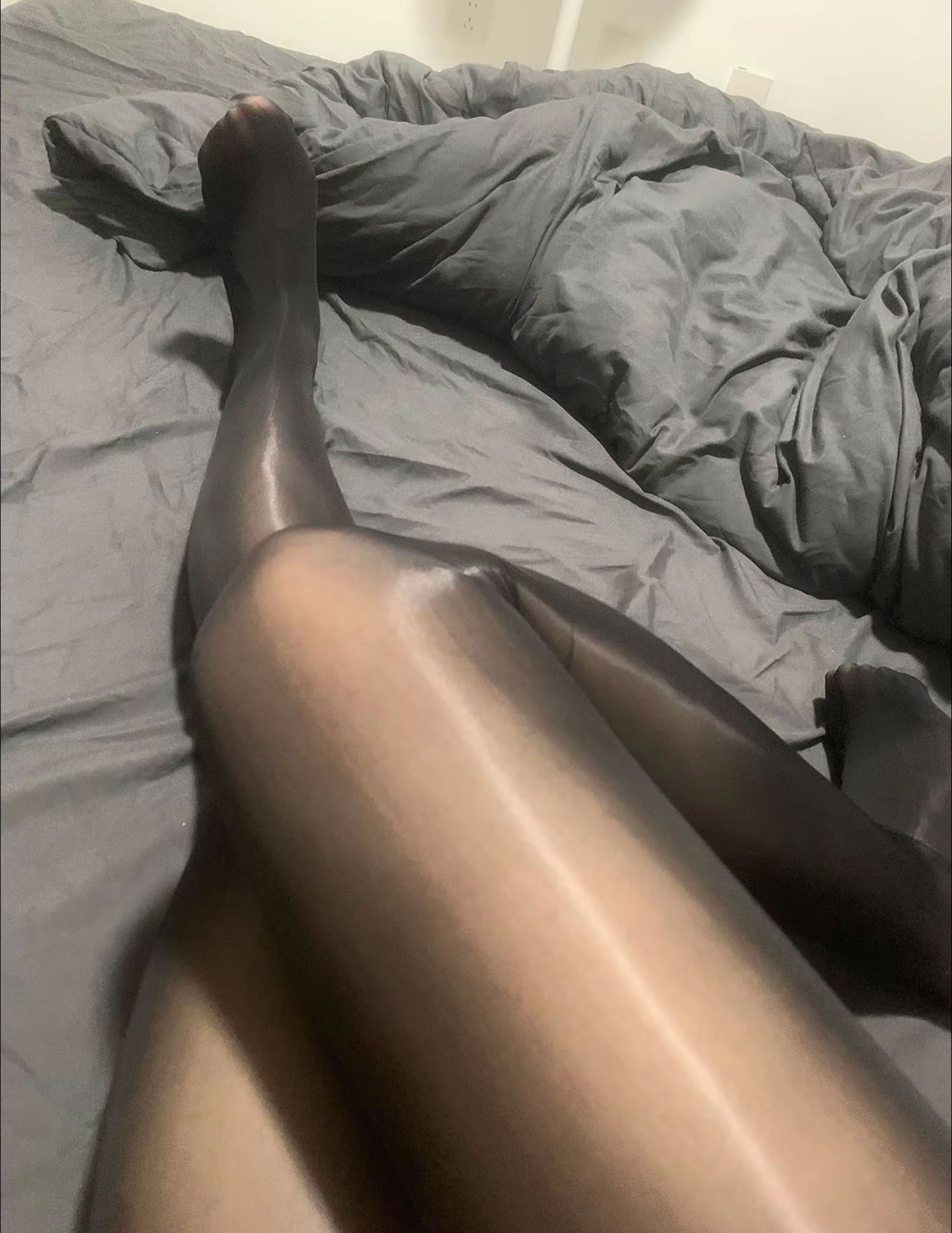 天氣晴嬌妻的絲襪誘惑