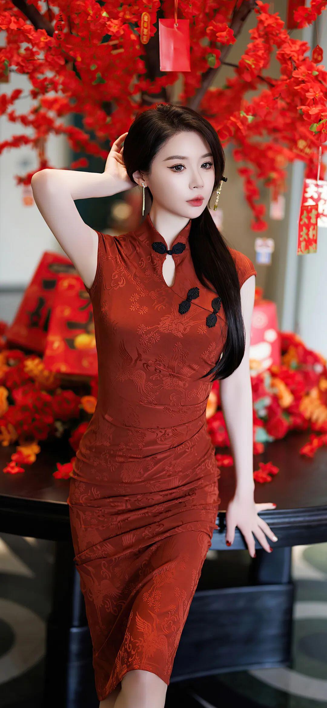 前凸后翹的妹子邀你一起玩