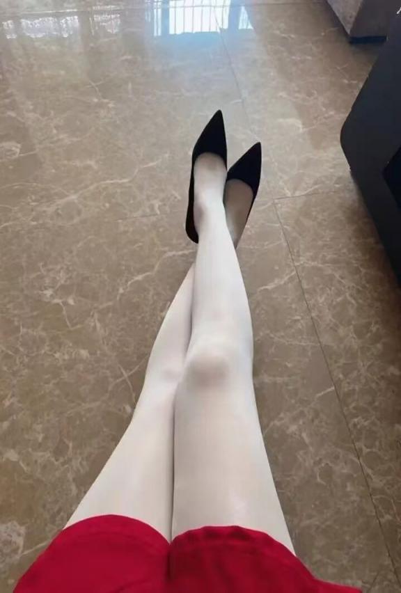 美腿的誘惑[83P]