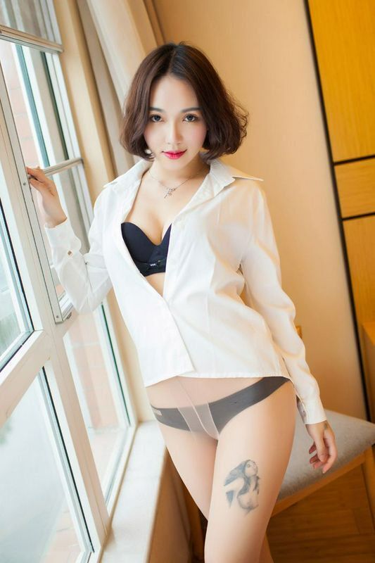 丁字褲美女iccey情趣人體藝術寫真
