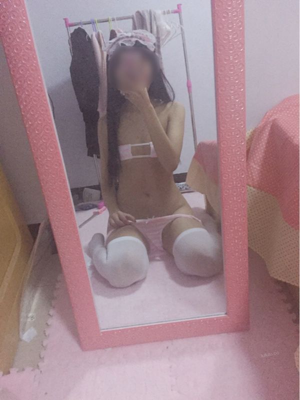 微博萌妹子水醬不是胖企鵝公主裙