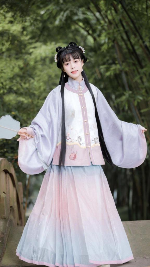 會(huì)玩Cosplay的美女[20P]