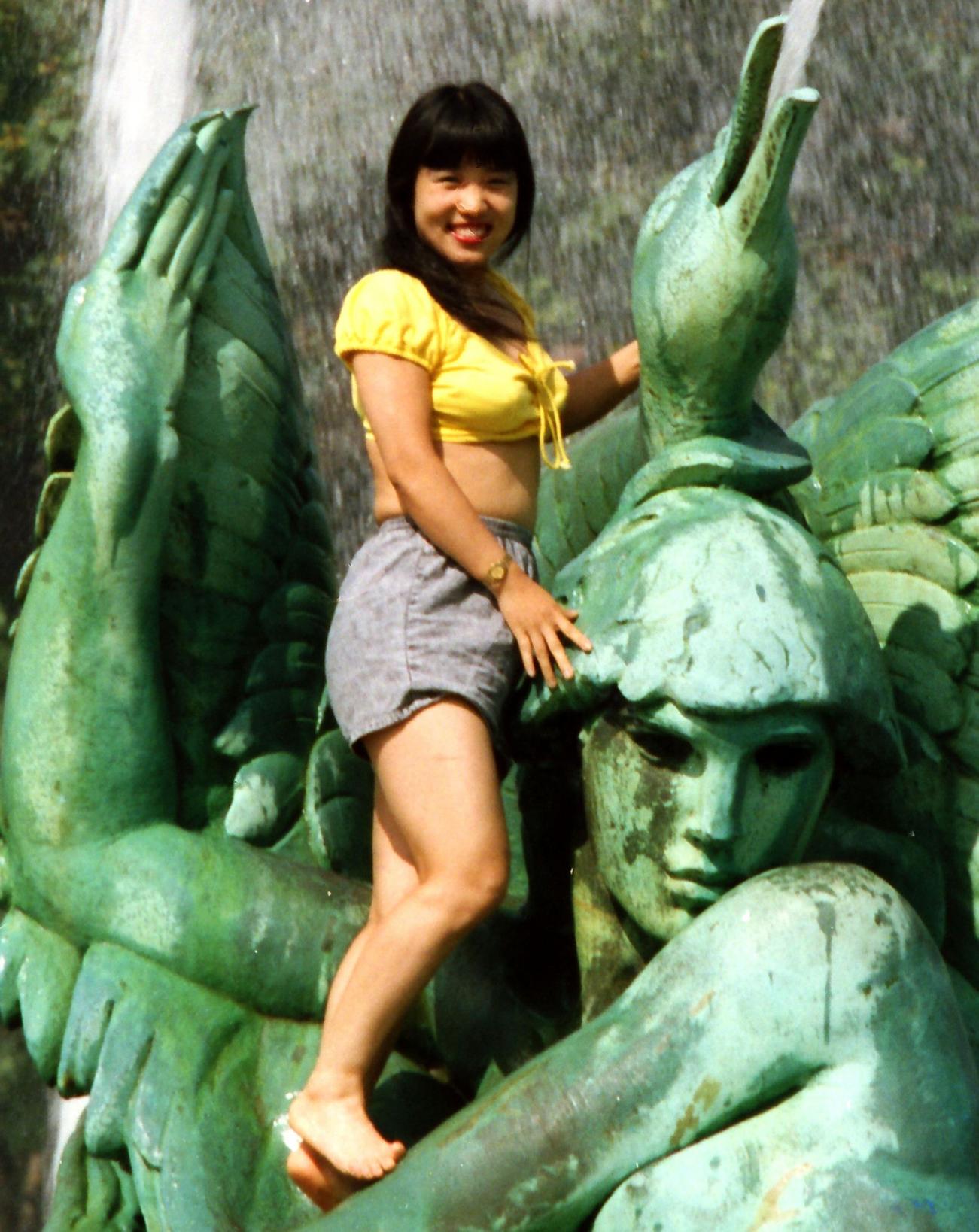 少婦[75P]